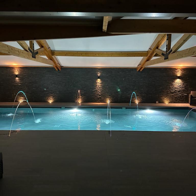 Pool lighting